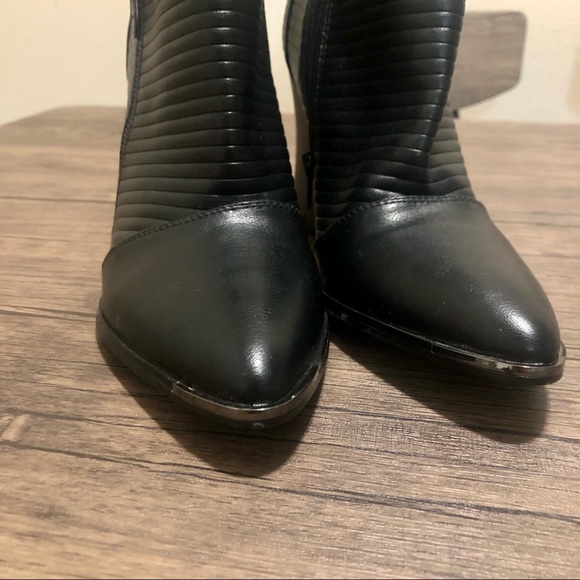 G by Guess Mayko Black Moto Pointed Toe Booties - Picture 7 of 14